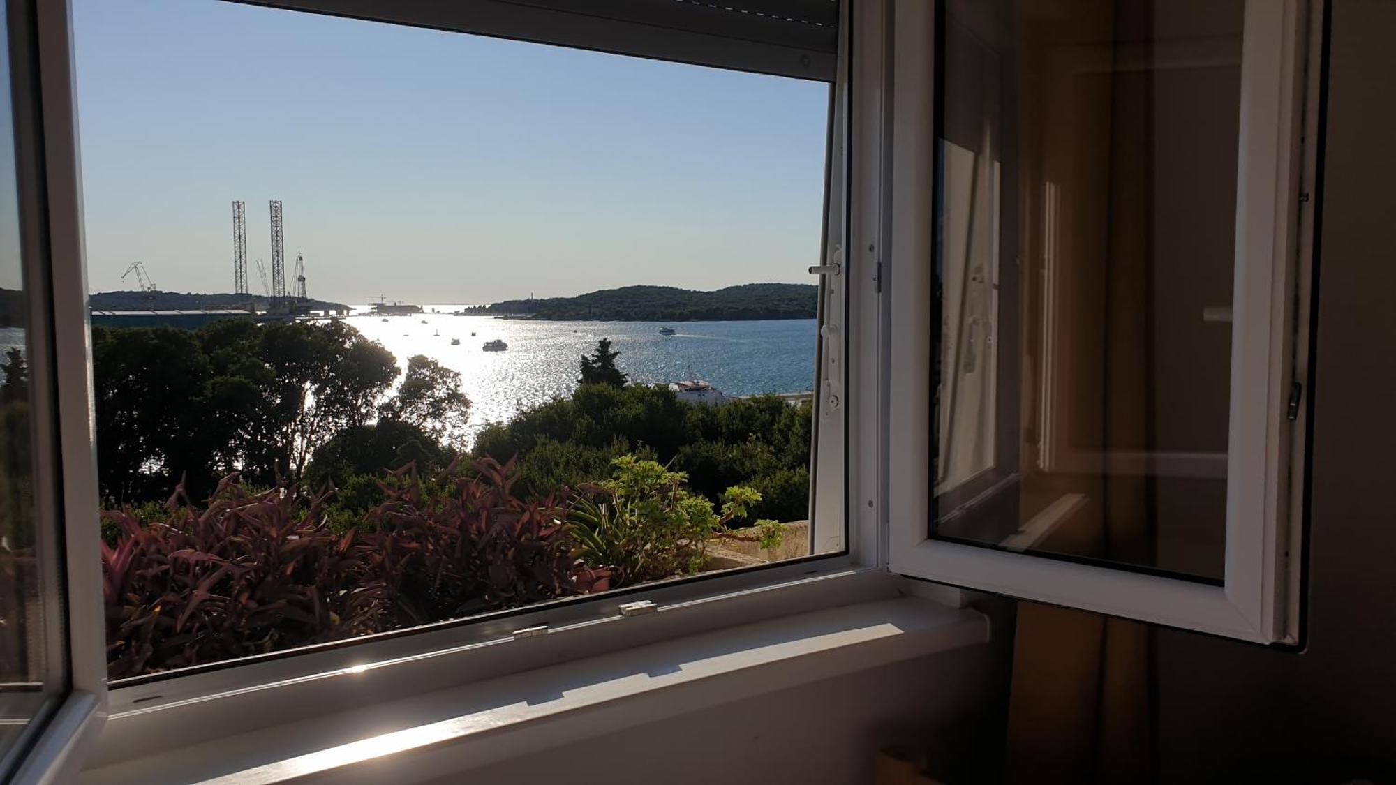 Ferienwohnung App Letta Sunset Pula Exterior foto
