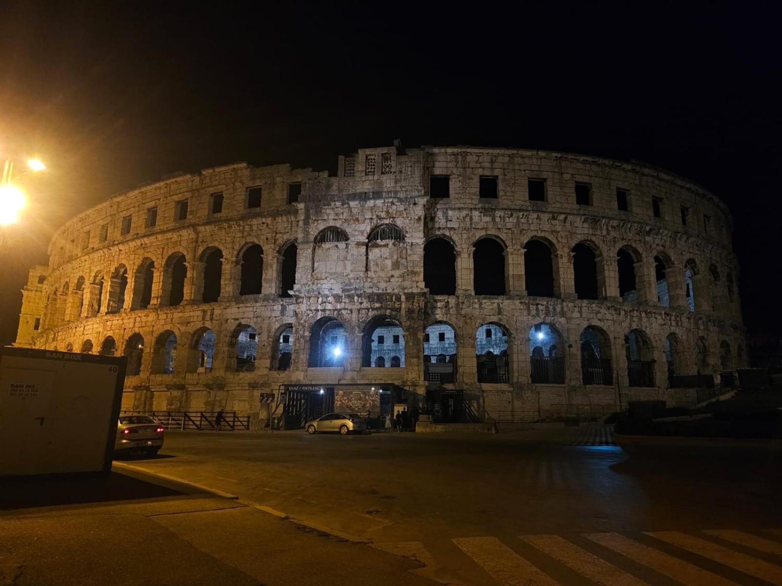 Ferienwohnung App Letta Sunset Pula Exterior foto
